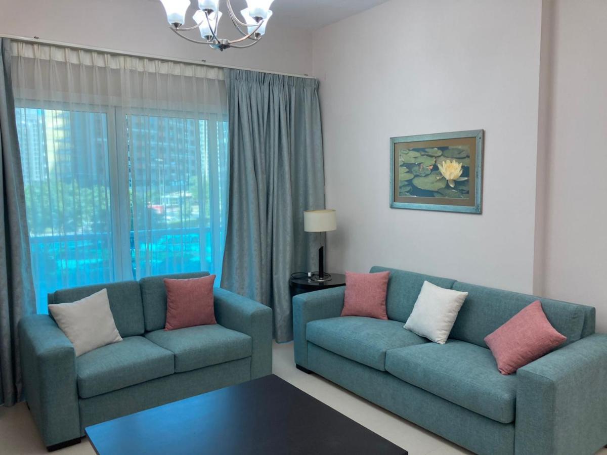Care Holiday Homes Apartments Barsha Heights Dubai Exterior foto