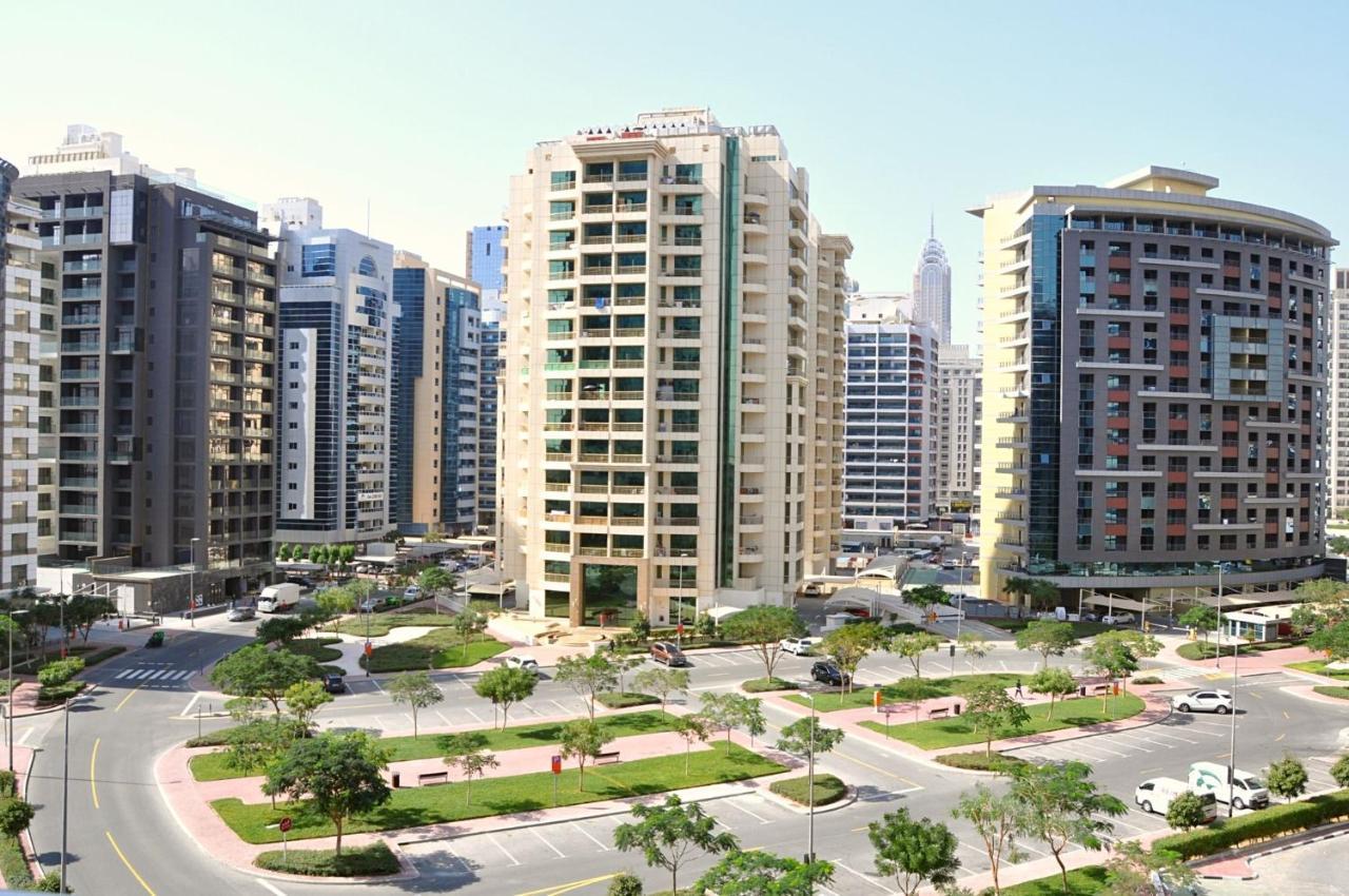 Care Holiday Homes Apartments Barsha Heights Dubai Exterior foto