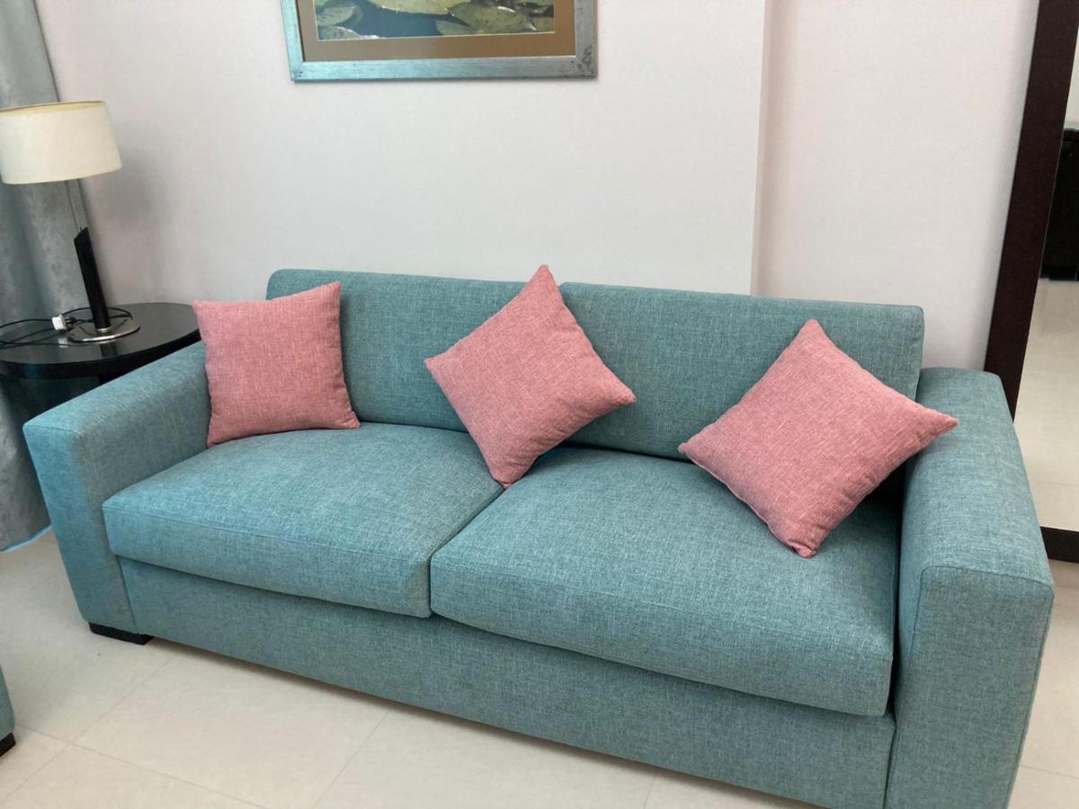 Care Holiday Homes Apartments Barsha Heights Dubai Exterior foto